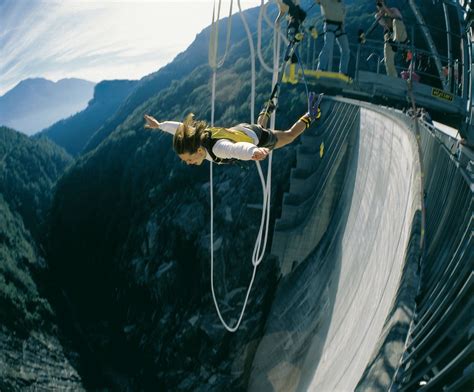 highest bungee jump in switzerland.